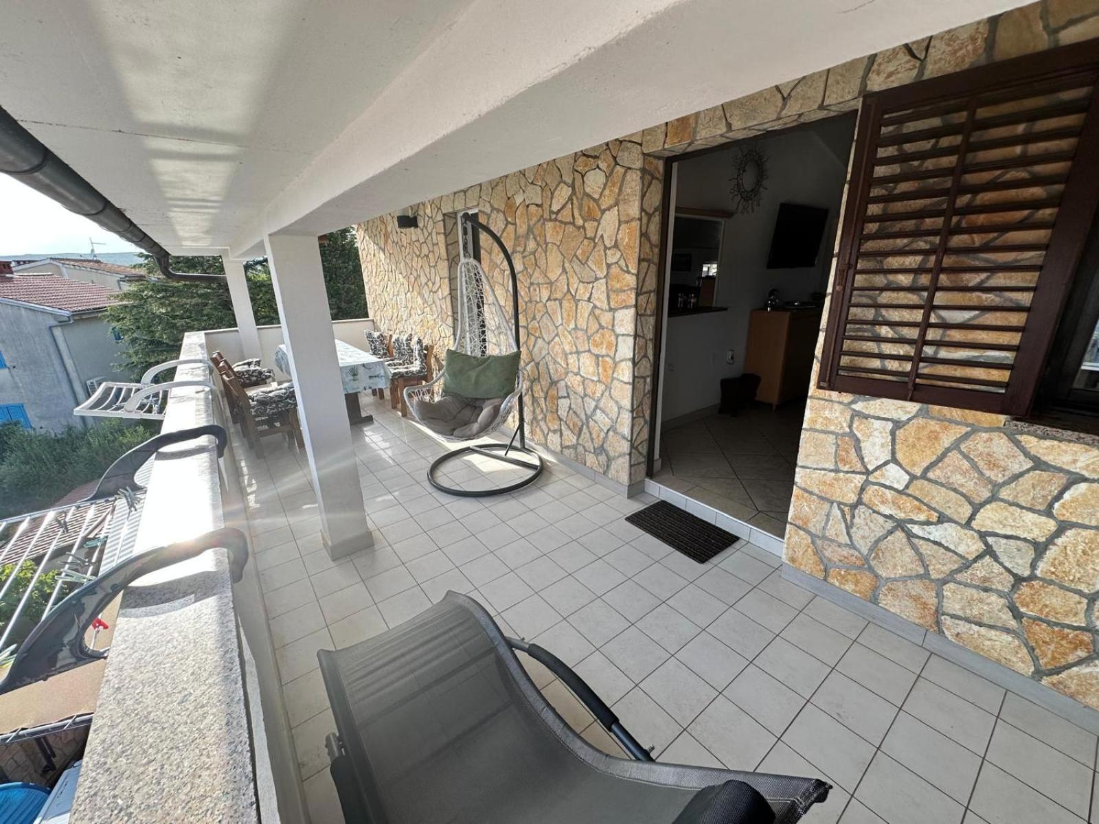 Mazi Apartment